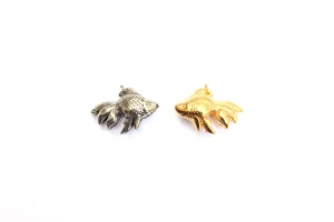 3-Dimensional Antique Replica Fantail Goldfish Pendant in Britannium
