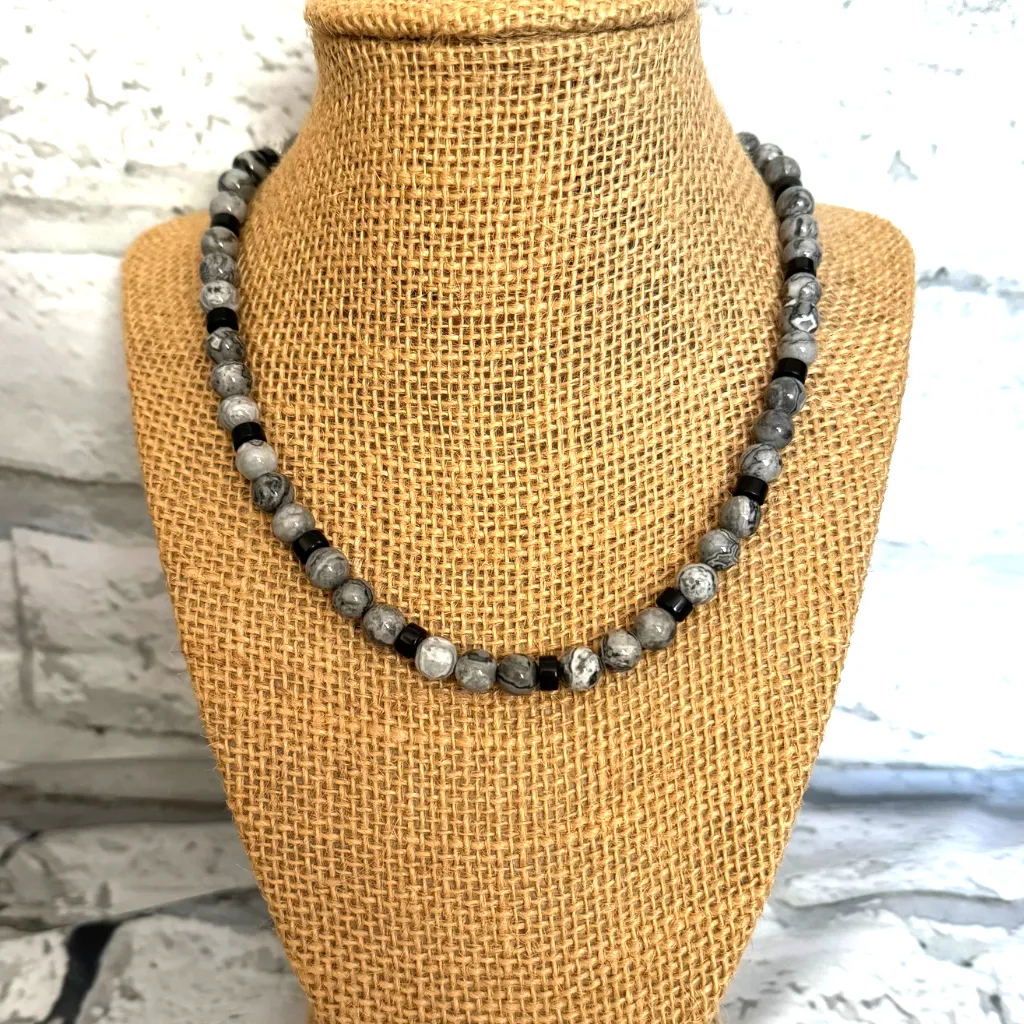 Mens Gray Agate and Black Onyx Rondelle Beaded Necklace