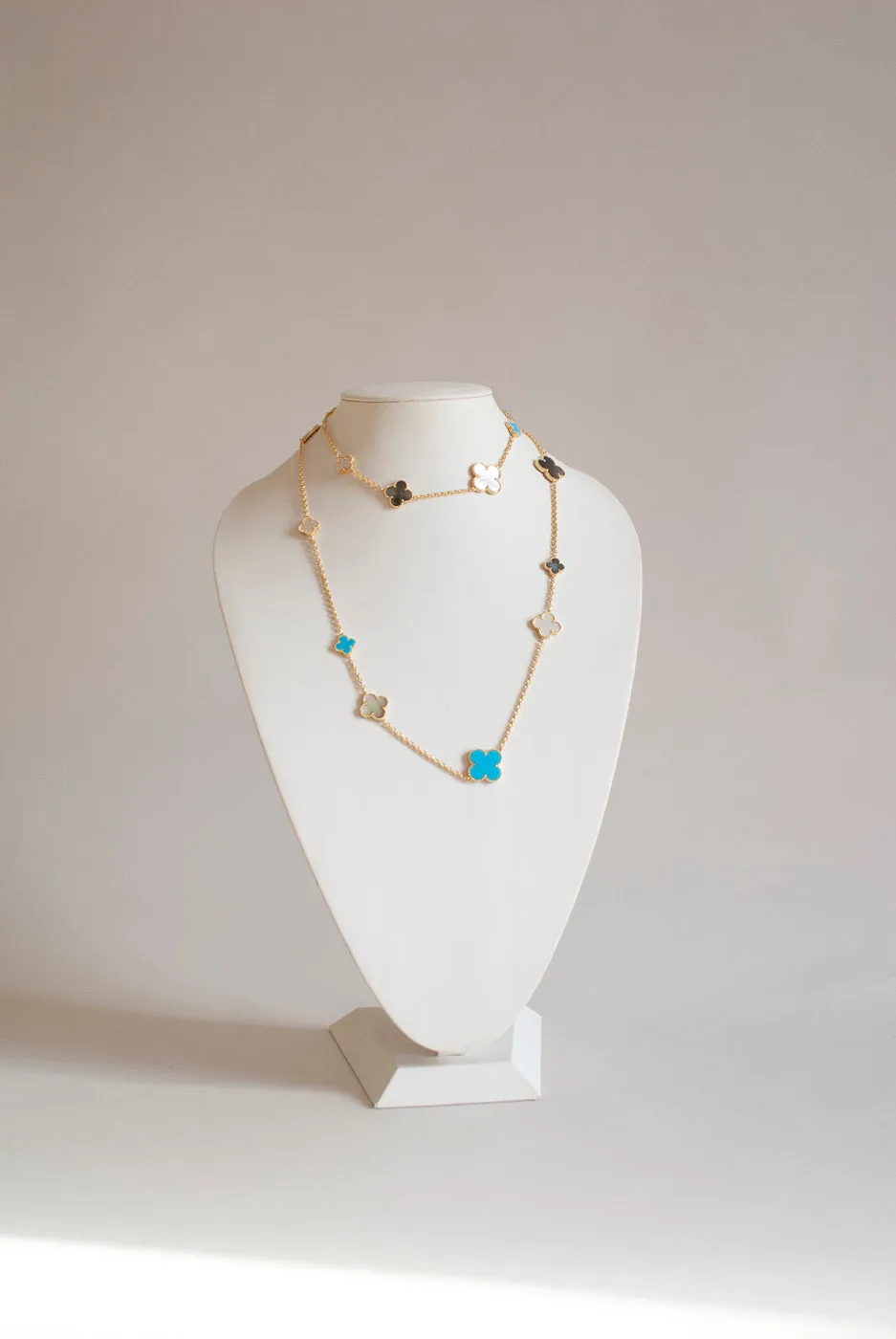 Mixed Size Turquoise and White and Gray Mother of Pearl Quatrefoil Gold Plated Necklace