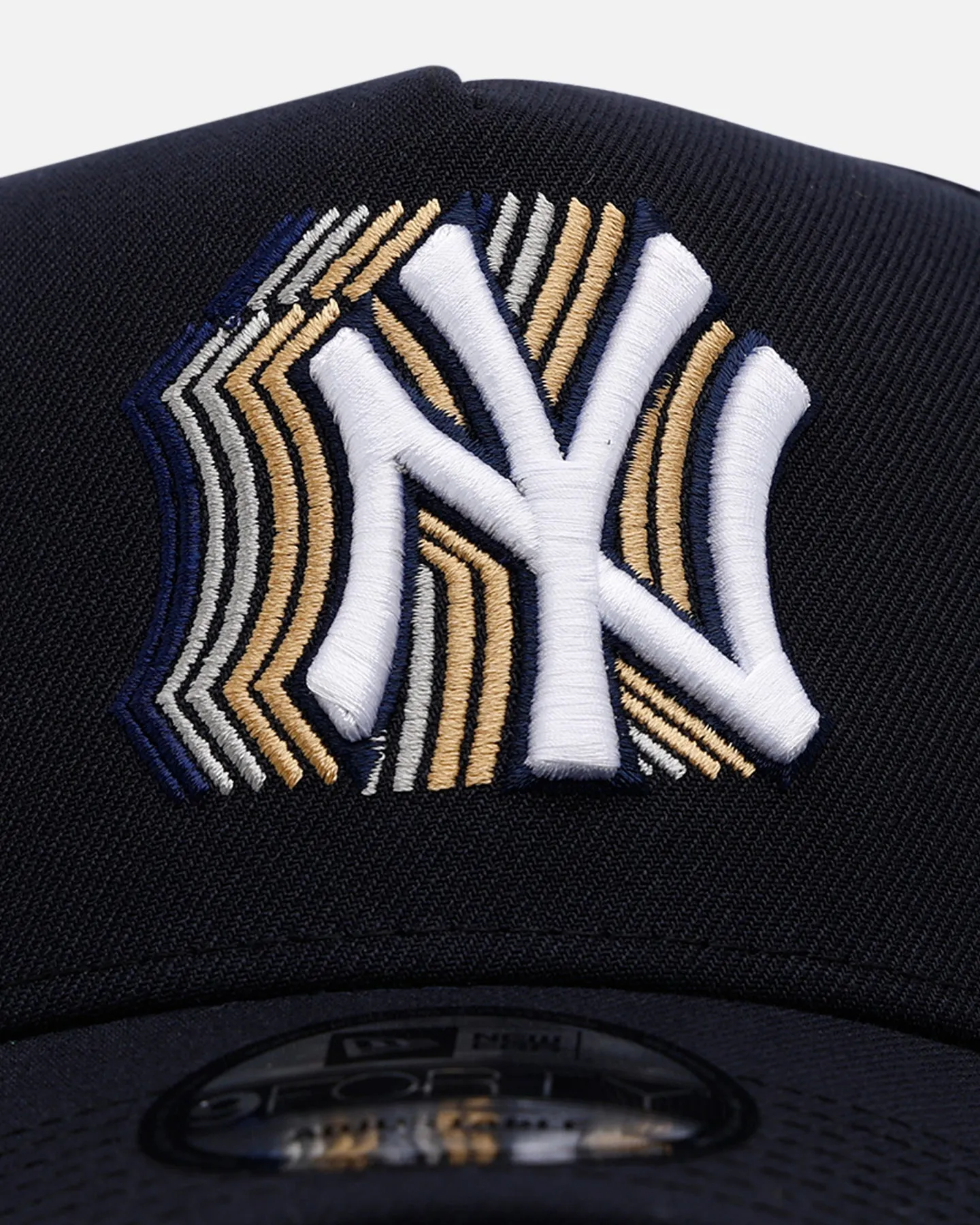 New Era New York Yankees 'Cascade' 9FORTY A-Frame Snapback Navy