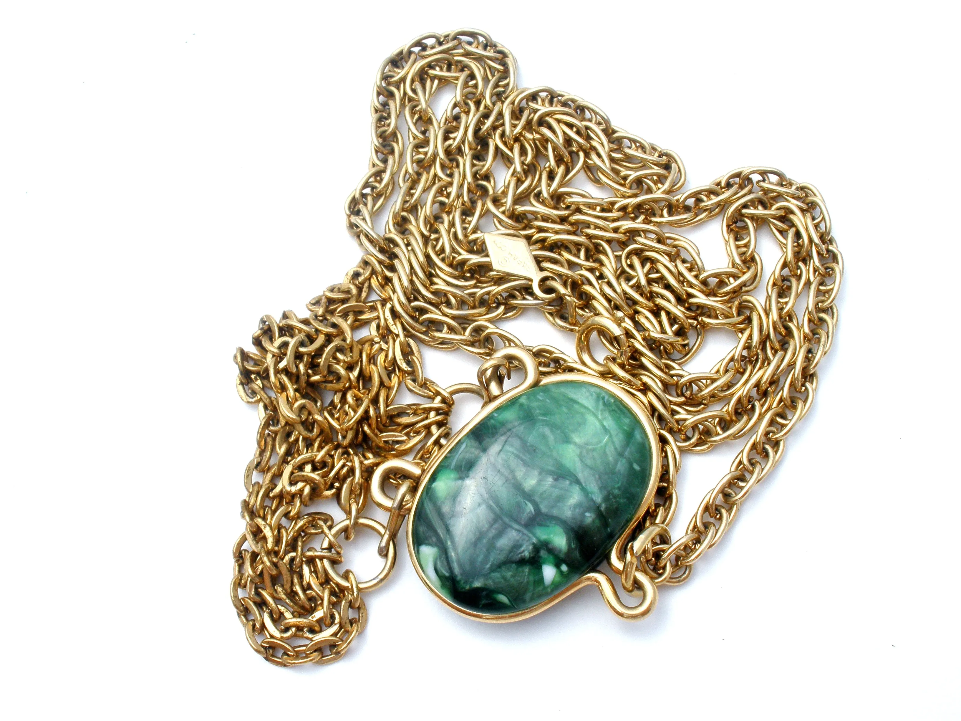 Sarah Coventry Necklace with Green Stone