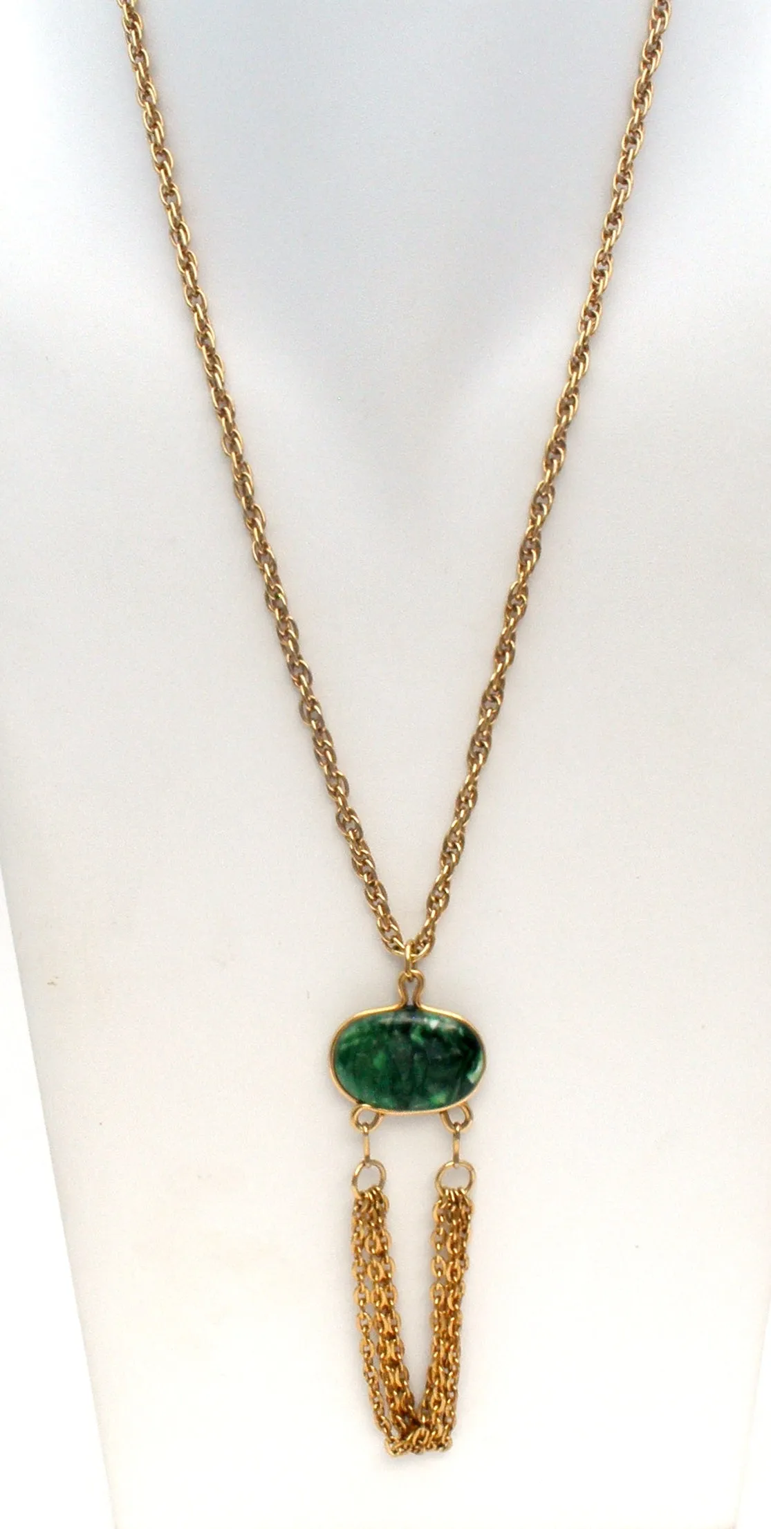 Sarah Coventry Necklace with Green Stone